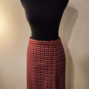 TALBOT PINK PLAID SKIRT WITH  ZIPPER DETAIL , SZ 14